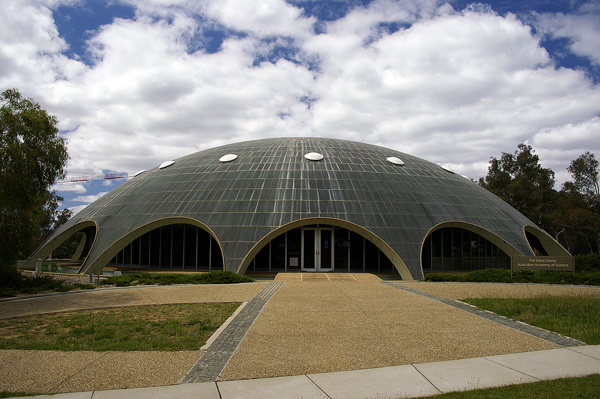 Australian Academy of Science - The Shine Dome (c) CC BY 3.0 - Bidgee 